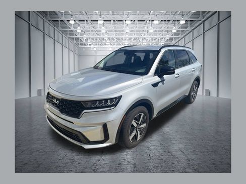 Used 2022 Kia Sorento S FWD image 1