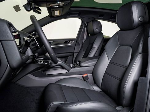 New 2026 Porsche Cayenne Coupe image 5