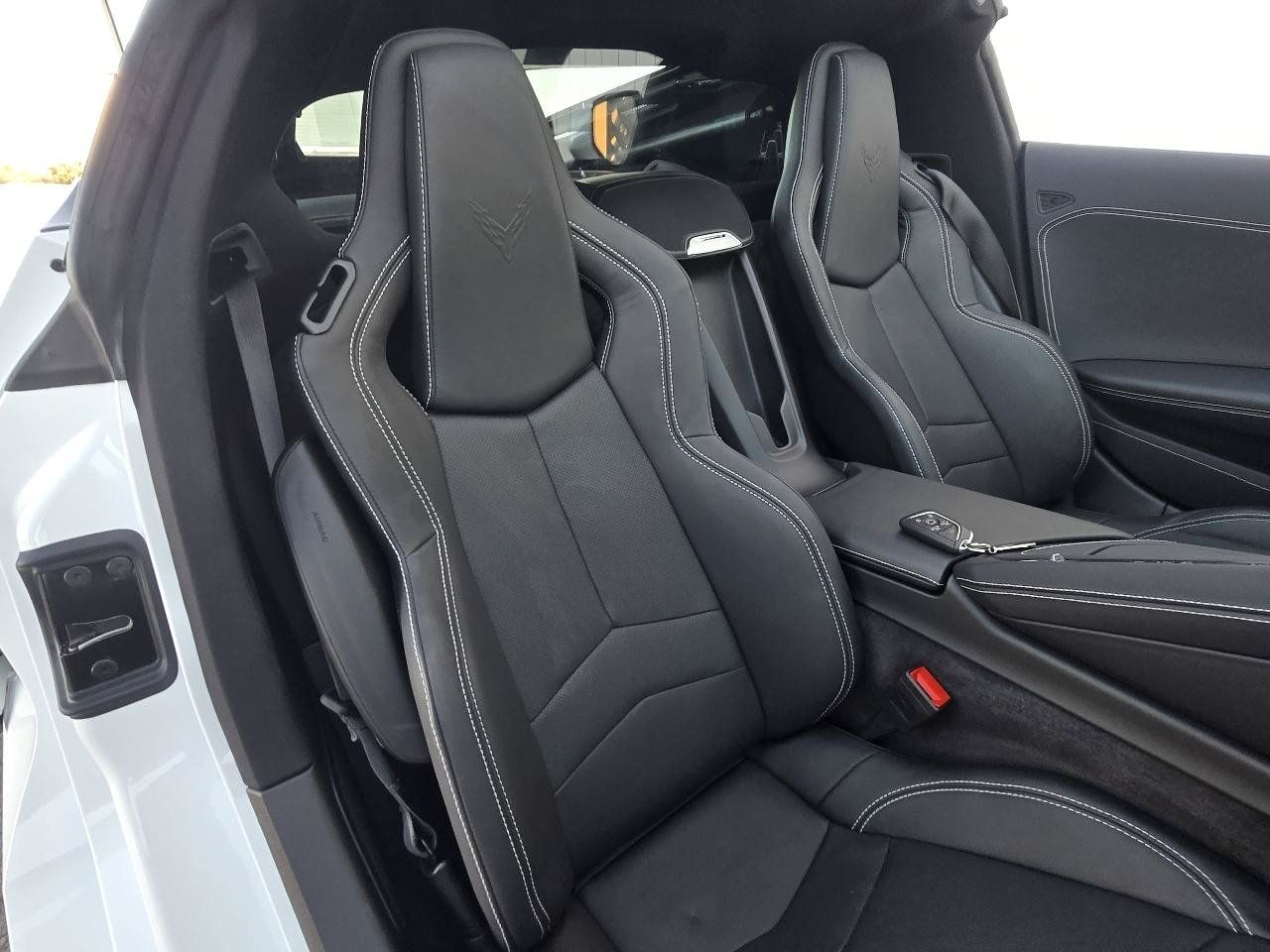 Used 2023 Chevrolet Corvette Stingray Coupe w/ 1LT RWD image 7