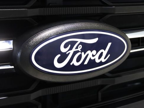 Used 2025 Ford F150 XLT w/ Equipment Group 301A Standard AWD/4WD image 26