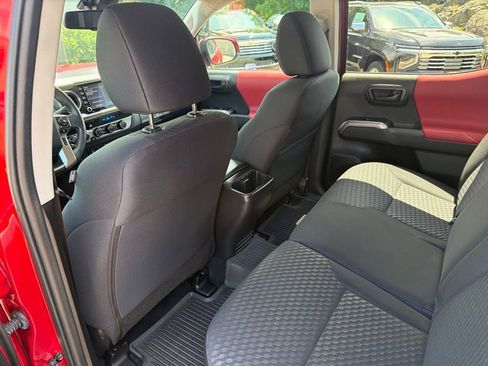 Used 2023 Toyota Tacoma SR5 AWD/4WD image 18