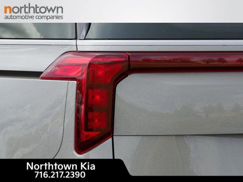 New 2026 Kia Carnival EX image 12