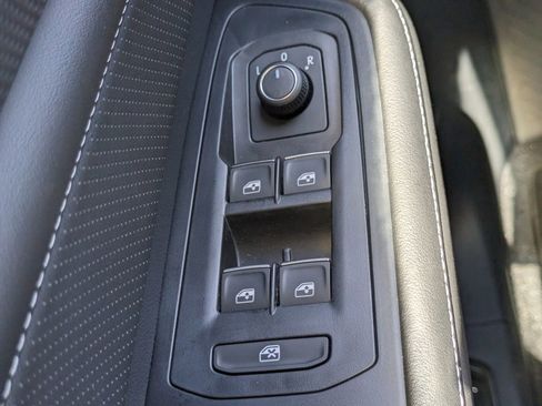 New 2026 Volkswagen Atlas Cross Sport SEL AWD/4WD image 25