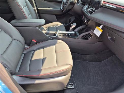 Used 2025 Chevrolet TrailBlazer RS w/ Driver Confidence Package FWD image 18