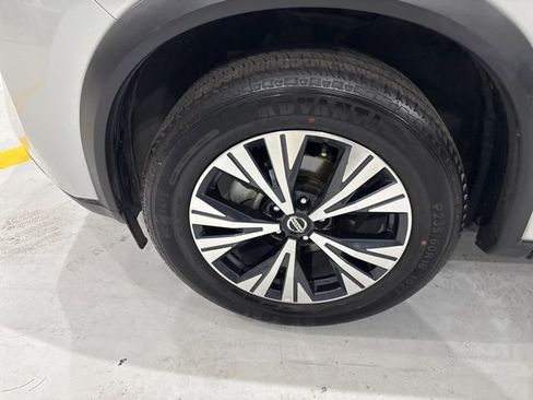 Used 2021 Nissan Rogue SV image 37