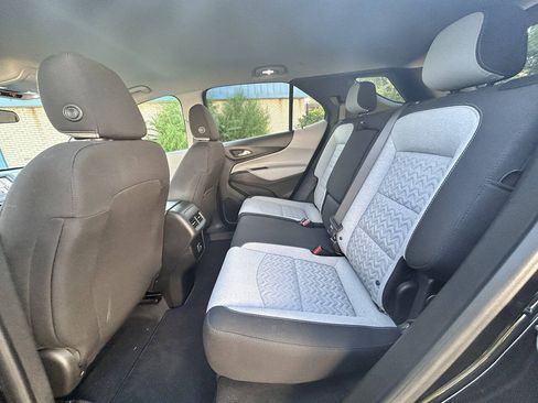 Used 2022 Chevrolet Equinox LS w/ LS Convenience Package FWD image 21