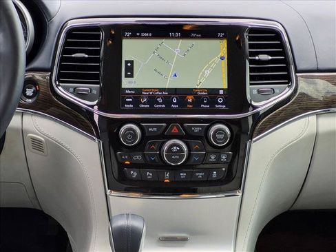 Used 2021 Jeep Grand Cherokee Summit AWD/4WD image 14
