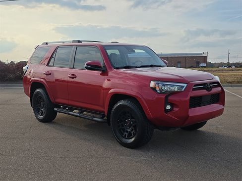 Used 2021 Toyota 4Runner SR5 Premium image 2