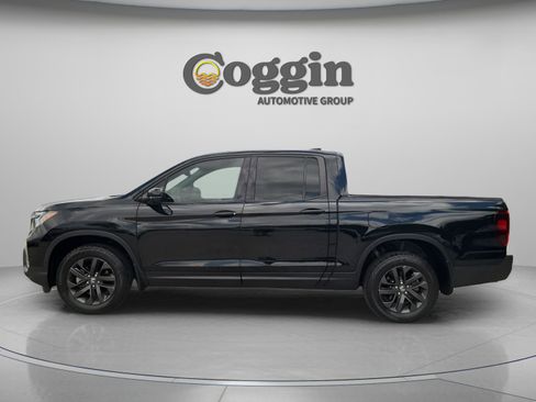 Certified 2023 Honda Ridgeline Sport image 3