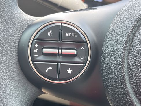 New 2025 Kia Soul LX w/ LX Technology Package image 12