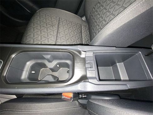 Used 2025 Nissan Kicks SV image 20