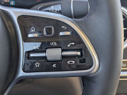 Certified 2022 Mercedes-Benz GLC 300 image 12