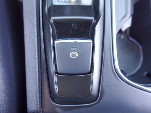 Certified 2025 Subaru Ascent Bronze Edition AWD/4WD image 26