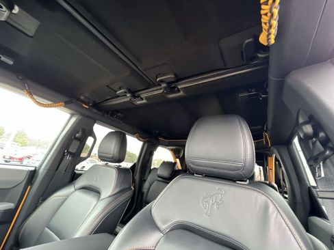 Used 2022 Ford Bronco Badlands image 25