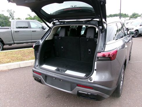 Used 2023 INFINITI QX60 Luxe AWD/4WD image 16
