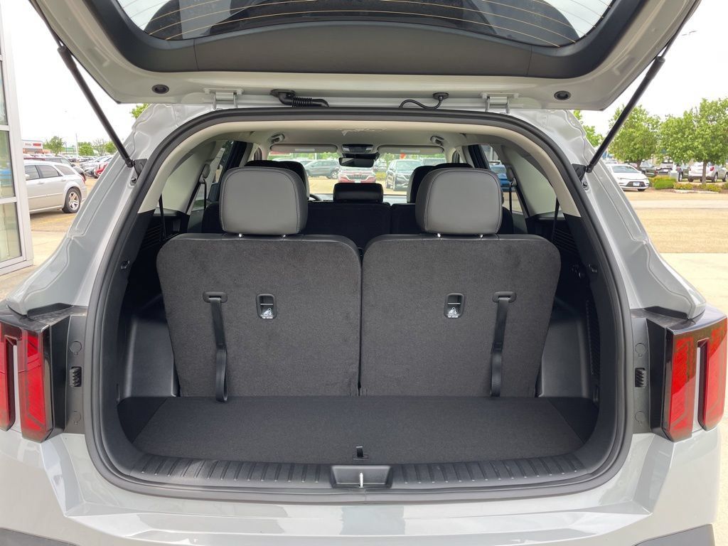 New 2026 Kia Sorento S AWD/4WD image 14