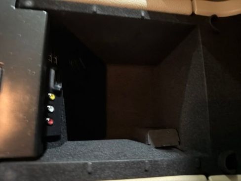 Used 2014 Ford Taurus SEL w/ Equipment Group 201A image 25