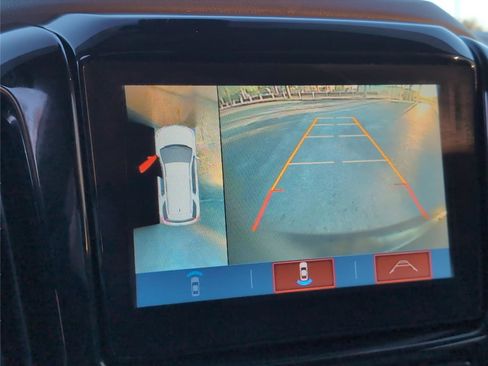 Used 2018 Chevrolet Traverse Premier w/ Driver Confidence II Package image 18