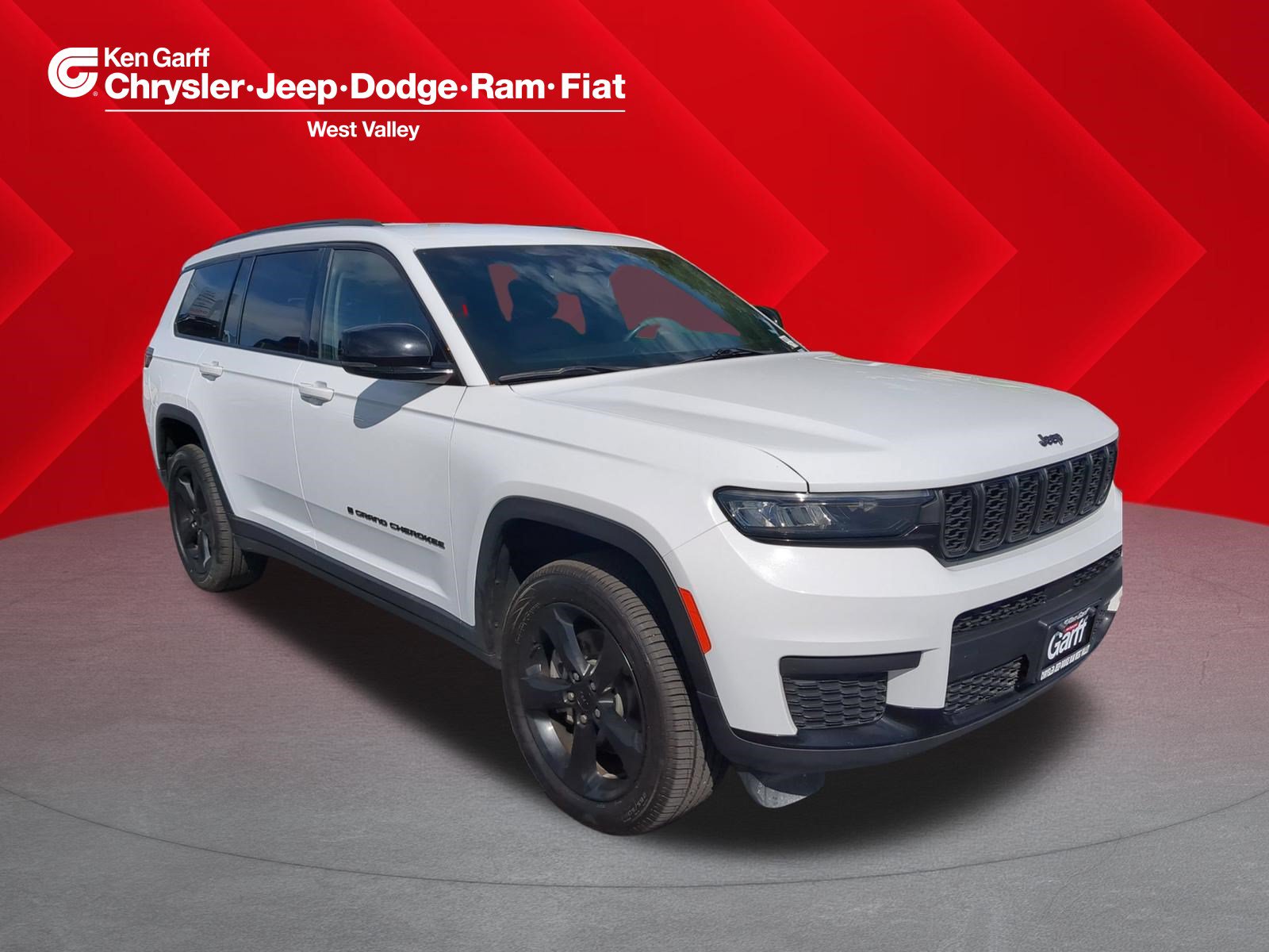Certified 2023 Jeep Grand Cherokee L Laredo AWD/4WD image 1
