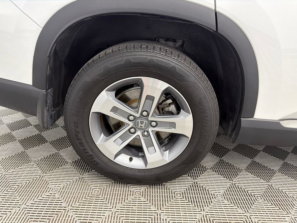 Used 2025 Honda Pilot EX-L image 19