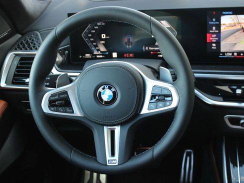 New 2026 BMW X7 M60i image 17