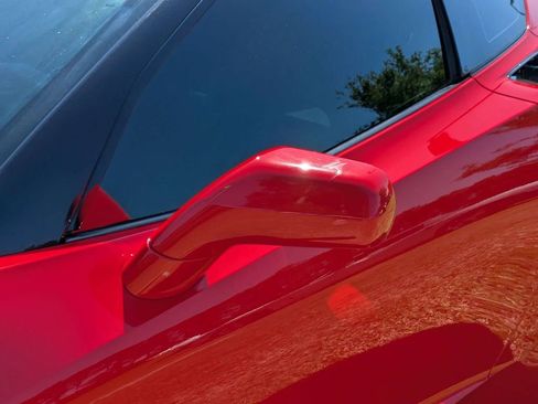 Used 2019 Chevrolet Corvette Stingray Coupe w/ 1LT RWD image 27
