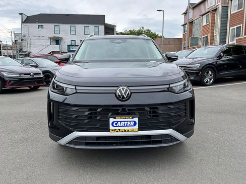 New 2026 Volkswagen Tiguan SE AWD/4WD image 3