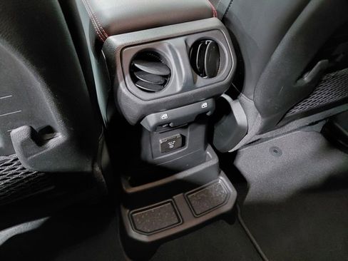 Used 2023 Jeep Wrangler Unlimited Rubicon w/ LED Lighting Group image 38