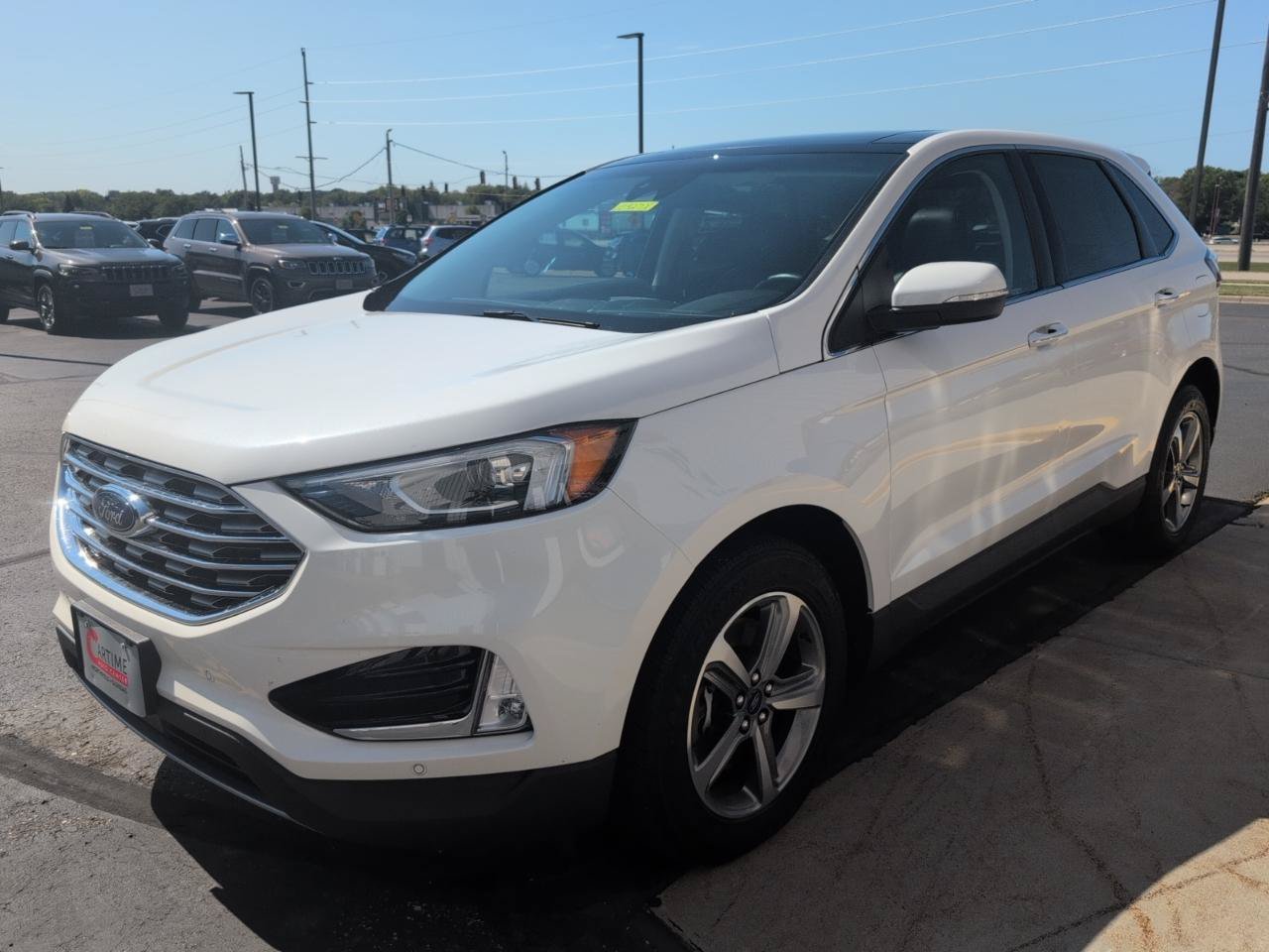 Used 2020 Ford Edge Titanium w/ Cargo Accessory Package AWD/4WD image 4