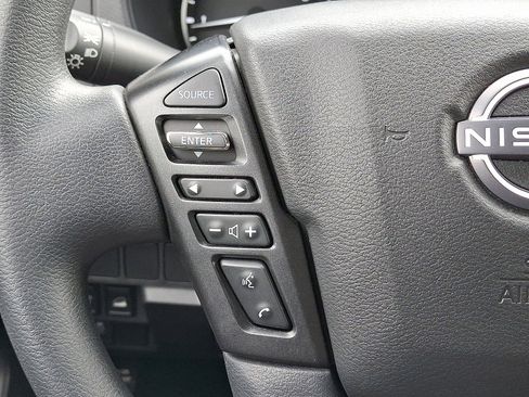 Used 2023 Nissan Frontier SV w/ Tow Package image 20