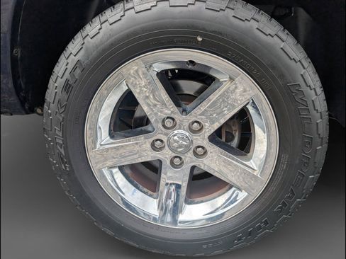 Used 2017 RAM 1500 Express RWD image 25