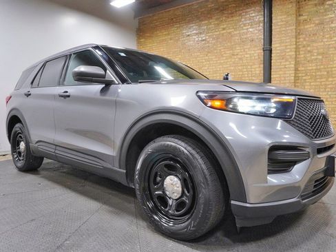 Used 2023 Ford Explorer 4WD Police Interceptor image 6