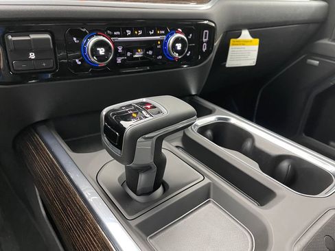 New 2026 GMC Sierra 1500 Elevation w/ Preferred Package AWD/4WD image 28