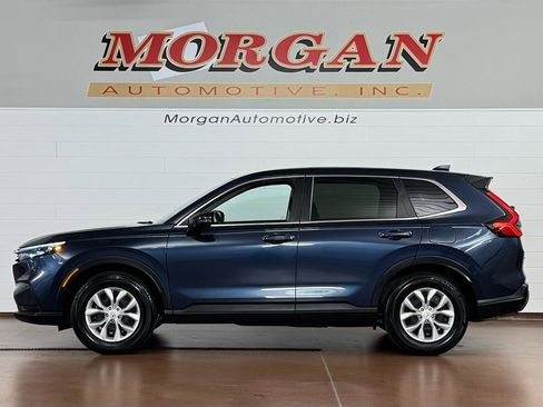 Used 2025 Honda CR-V LX image 6