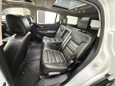 Used 2018 GMC Acadia Denali w/ Technology Package AWD/4WD image 24