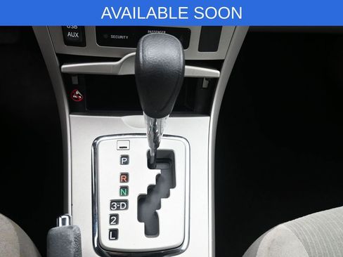 Used 2013 Toyota Corolla LE image 24