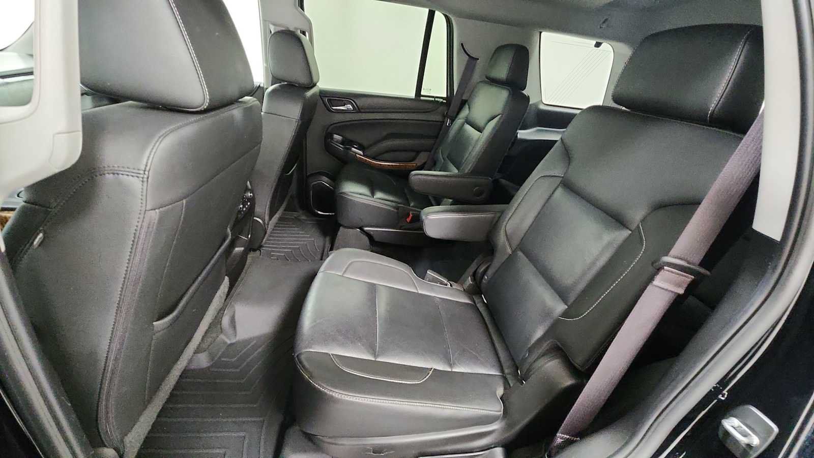 Used 2017 Chevrolet Tahoe Premier AWD/4WD image 25