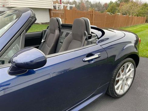 Used 2012 MAZDA MX-5 Miata Touring w/ Appearance Pkg image 78