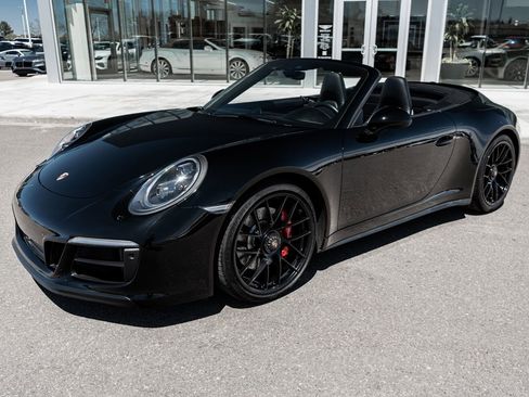 Used 2017 Porsche 911 Carrera GTS RWD image 21