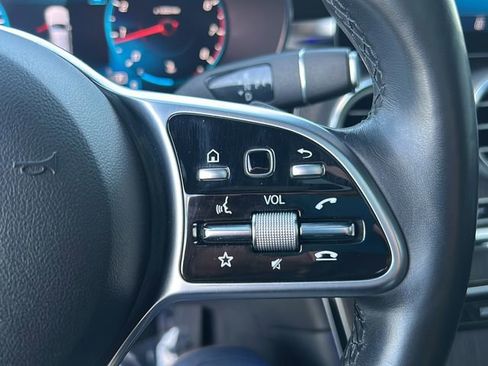 Used 2022 Mercedes-Benz GLC 300 4MATIC w/ Multimedia Package Lite image 23