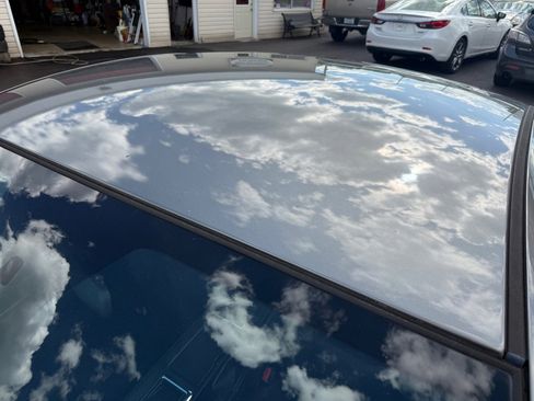 Used 2013 Ford Mustang Coupe RWD image 7