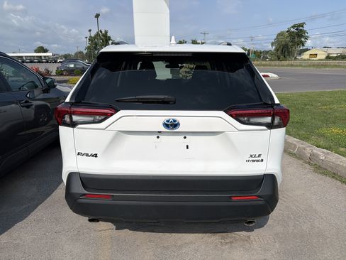 Used 2023 Toyota RAV4 XLE w/ XLE Grade Weather Package AWD/4WD image 6