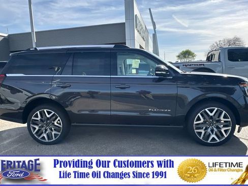 New 2026 Ford Expedition Platinum w/ Platinum Ultimate Package image 3