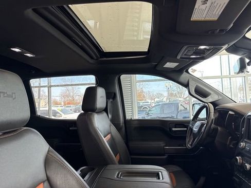 Used 2022 GMC Sierra 1500 AT4 w/ AT4 Premium Package image 31