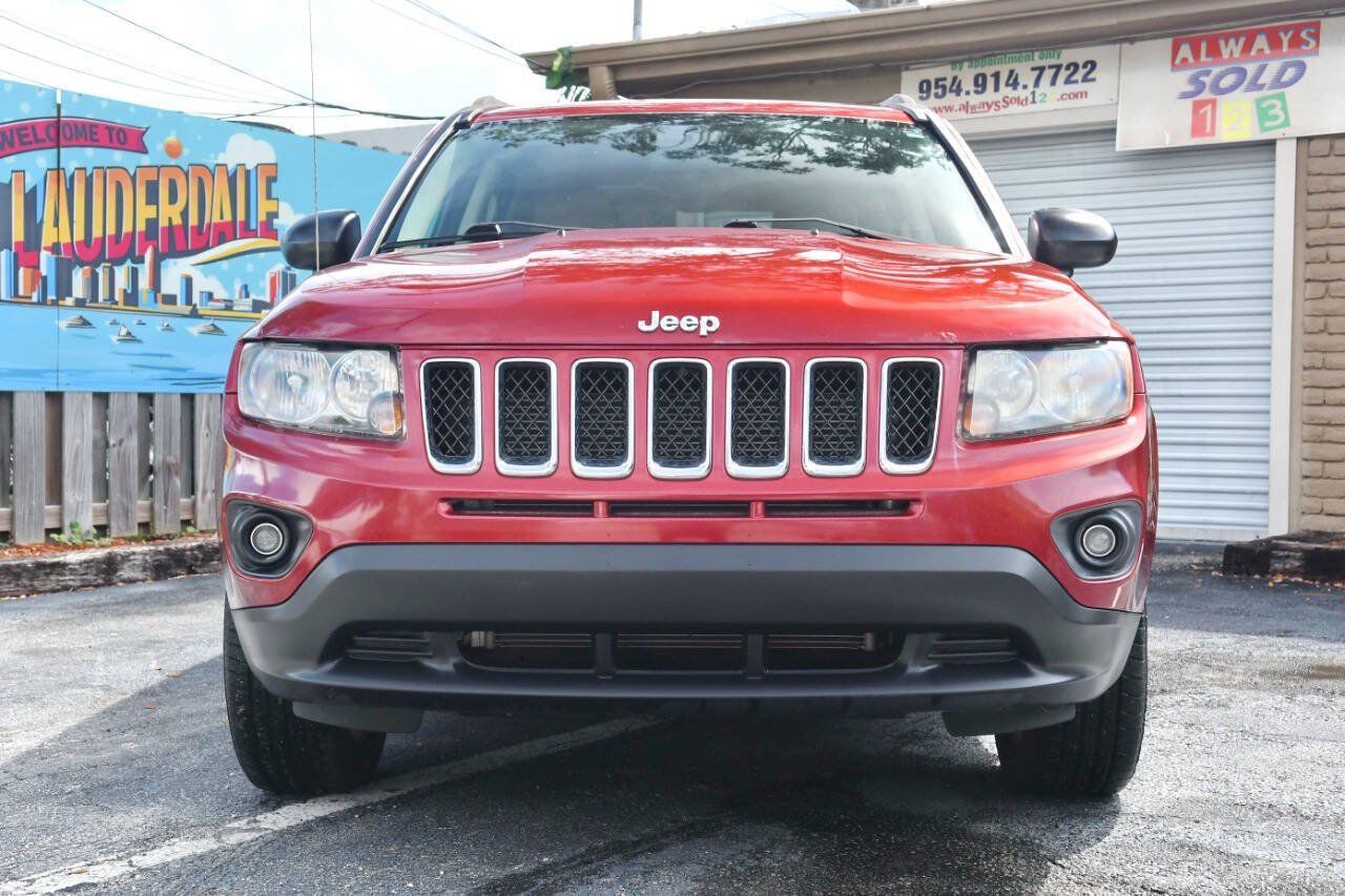 Used 2014 Jeep Compass Sport w/ Power Value Group AWD/4WD image 3