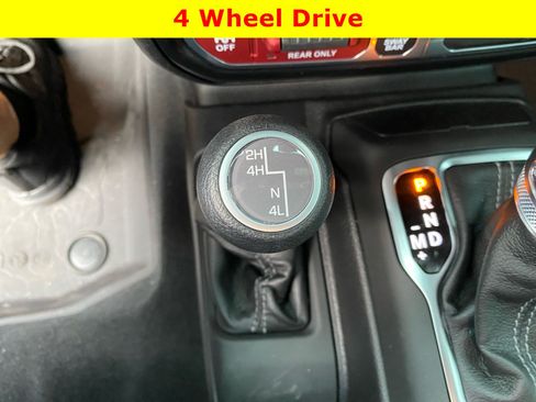 Used 2026 Jeep Gladiator Rubicon AWD/4WD image 20