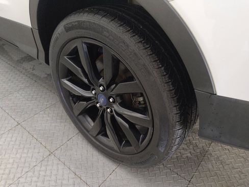 Used 2017 Ford Escape SE w/ Equipment Group 201A image 31