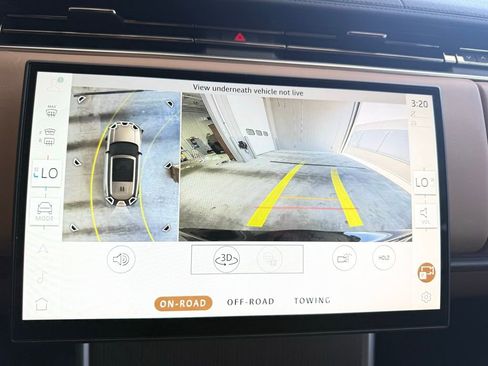 Used 2025 Land Rover Range Rover Long Wheelbase SE AWD/4WD image 42