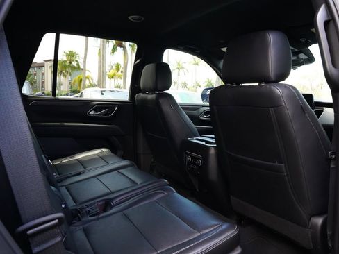 Used 2024 Chevrolet Tahoe LS RWD image 18