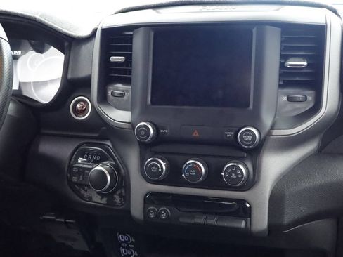Used 2024 RAM 2500 Tradesman w/ Chrome Appearance Group AWD/4WD image 19